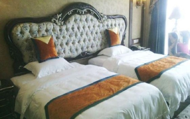 Chengdu French Theme Gold Palace – Guest Rooms – Chengdu