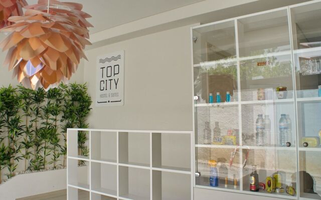 Top City Hostel & Suites