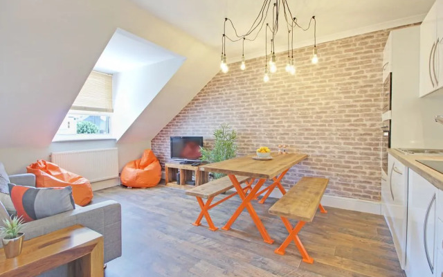Urban Chic Central Brighton Apartment