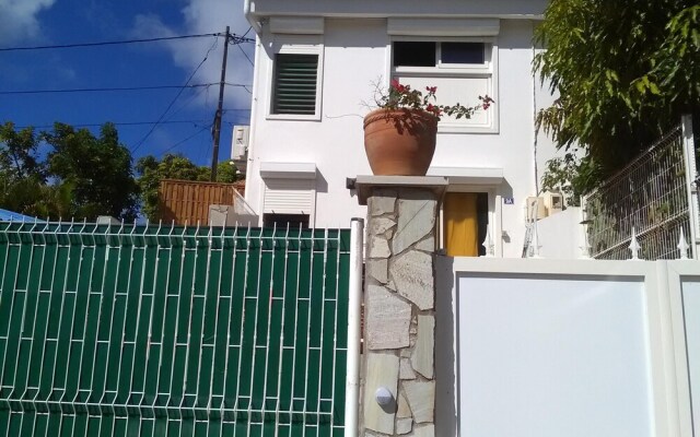 House with One Bedroom in Ducos, with Wonderful Sea View, Enclosed Garden And Wifi - 10 Km From the Beach