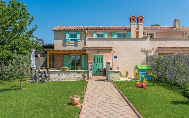 House Ulika - Freshly Renovated, Unique & Rural Style