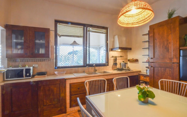 Stunning Home in Modica With Wifi and 2 Bedrooms