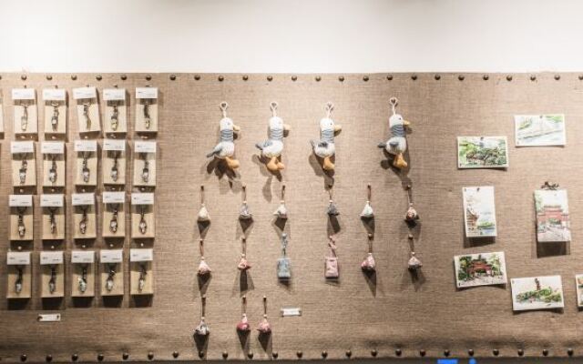 West Lake Yingxiu·Man Ting Fang Homestay