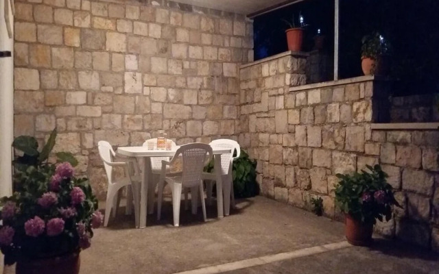 Šimi - Free Parking - A1