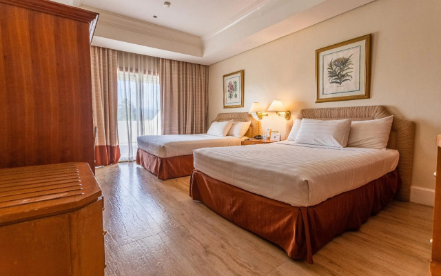 Subic Bay Yacht Club