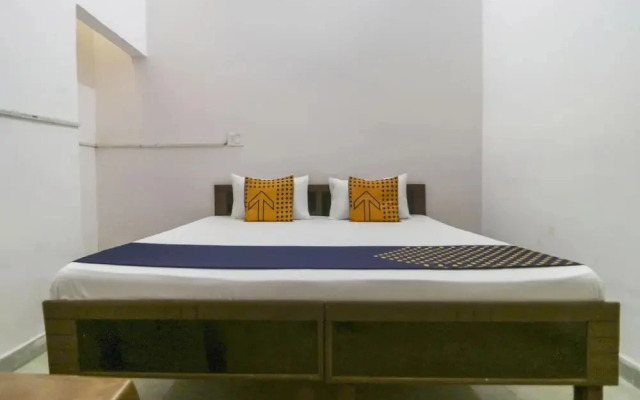 Motel Vishesh by OYO Rooms