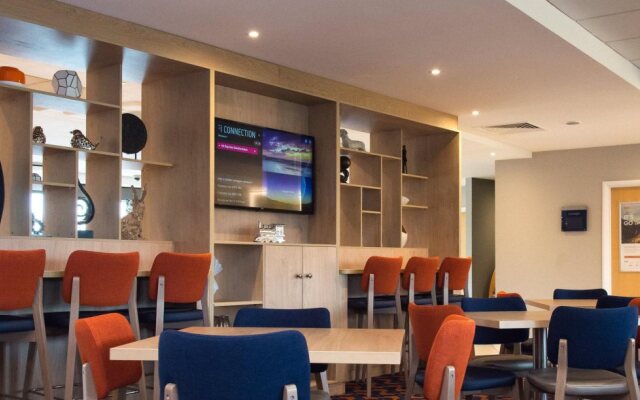 Holiday Inn Express Dunfermline by IHG