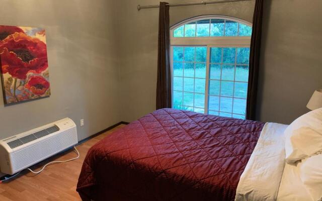 Mountain Trail Lodge & Vacation Rentals