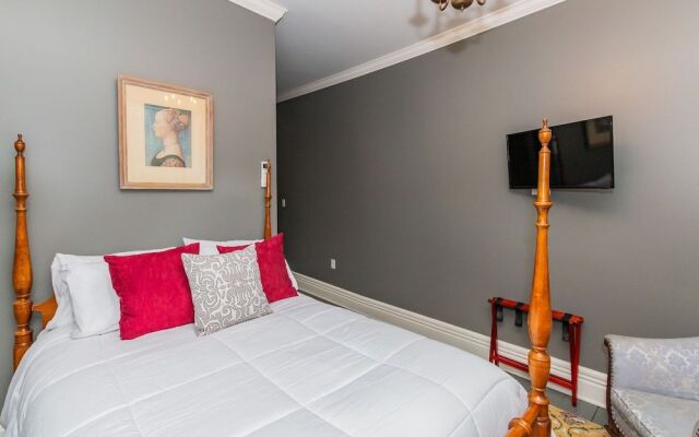 Historic Hotel Broadalbin