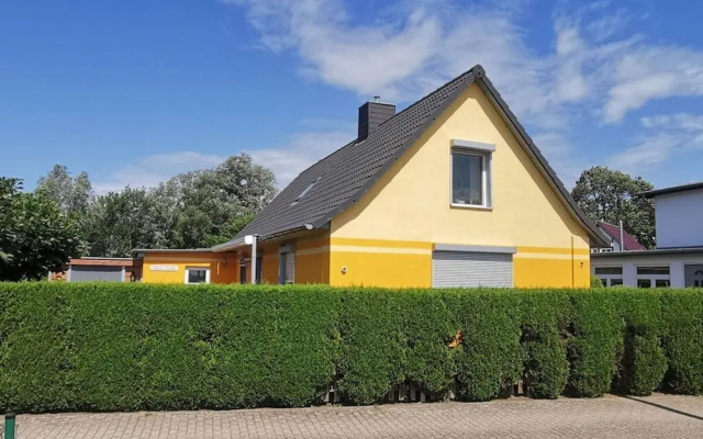 Kubis Modern Retreat
