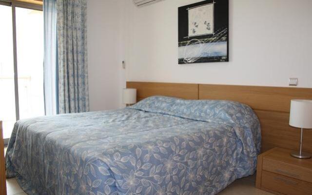 AT02 Luxury Penthouse 1 Bed, Verandas do Mar