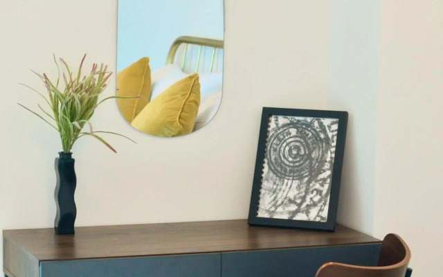 Brand-New, Close to Centre, Rooftop-Summer-Pool