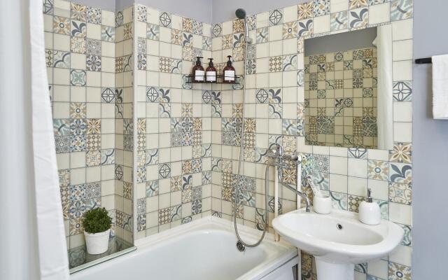 Просторная двухкомнатная квартира с кухней-гостинной от Welcome V Ekb