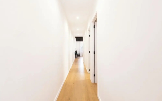 BeBarceloner Eixample Apartments