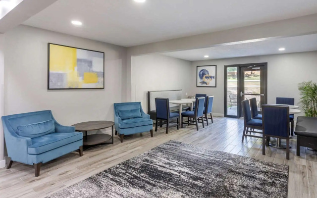 Executive Residency by Best Western Philadelphia-Willow Grove