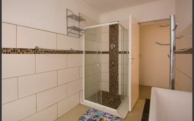 Blond's Blessings Struisbaai