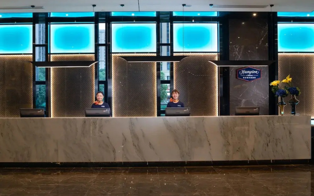 Hangzhou Canal Hampton by Hilton Hotel