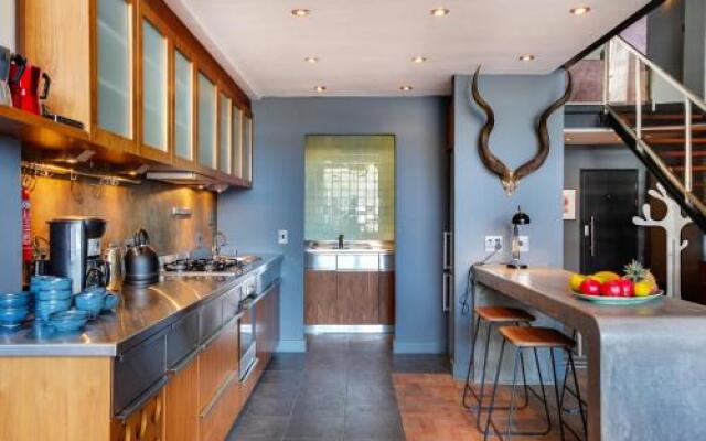 Leyden House Loft Apartment