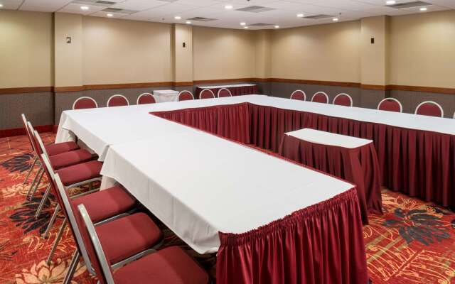 Salt Lake Plaza Hotel SureStay Collection by Best Western