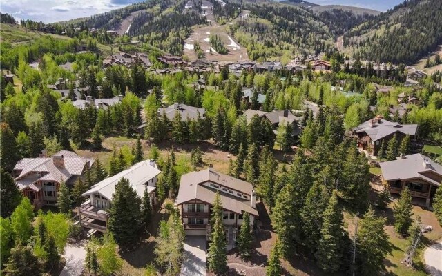 7700 Sterling Drive 5 Bedroom Home