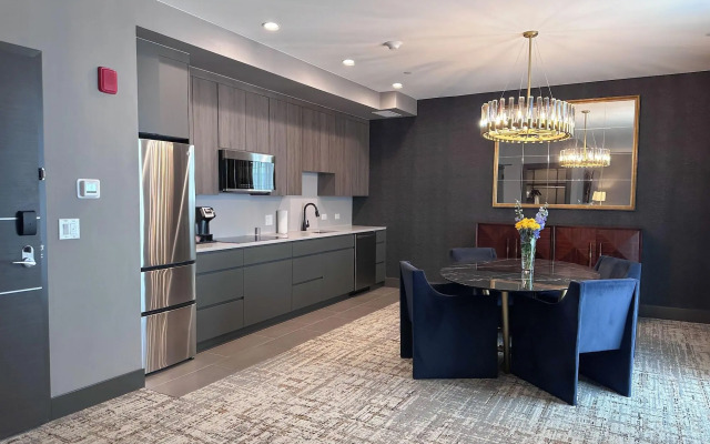 SpringHill Suites by Marriott Chicago Chinatown