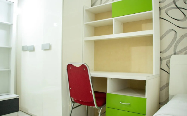 Homey And Cozy Stay Studio At Margonda Residence 2 Apartment