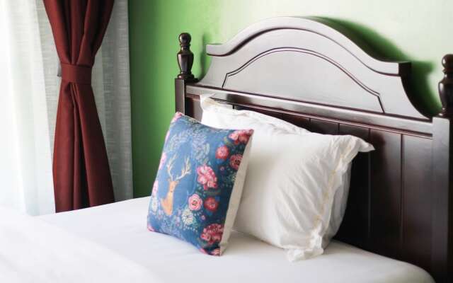 hotelImage