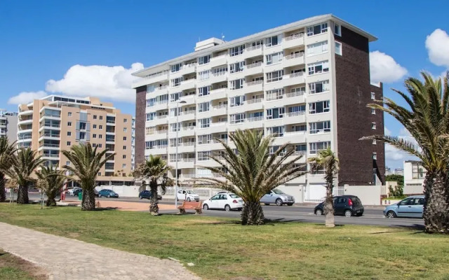 Mouille Point Studio Including Welcome Basket