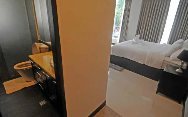 Upperhouse Hotel Formerly Pacifico Boutique by Hiverooms