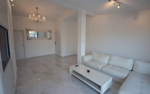 Nissi 49 Apartments