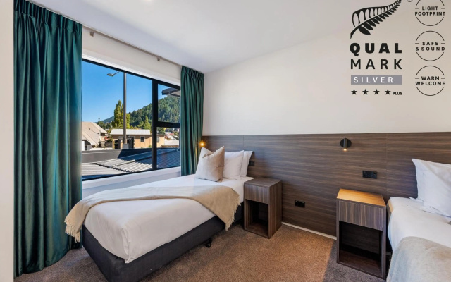 Amber Lodge Motel – Guest Rooms – Queenstown