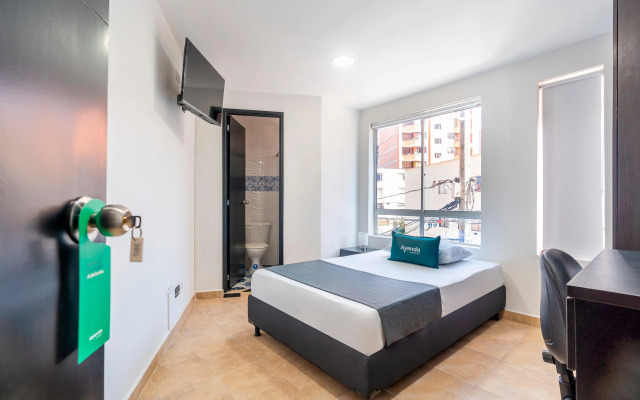 Hotel Ayenda Coliving La 78A