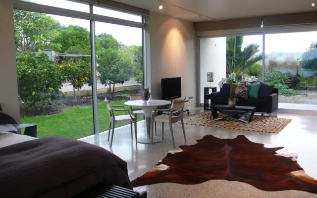 Waipiata – Balcony – Hibiscus Coast