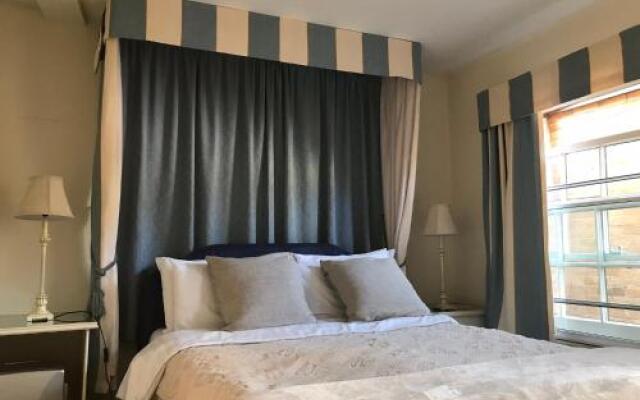 Bath Place Hotel