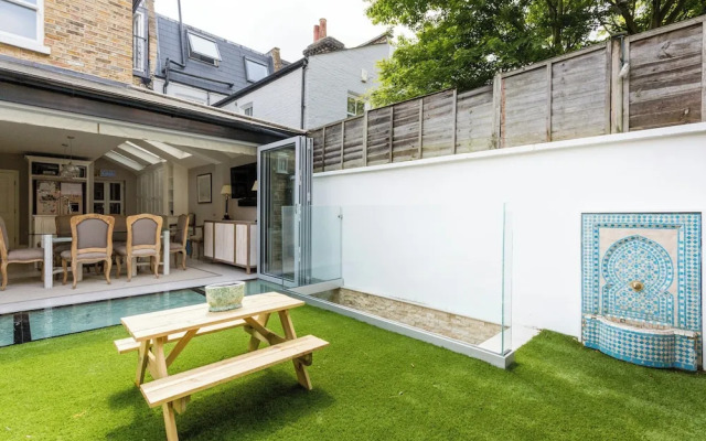 Rigault Road by Onefinestay