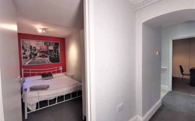 Spacious 2 bed flat in Camden