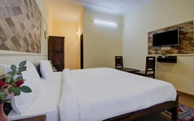 OYO 83174 Rani Bagh Resort