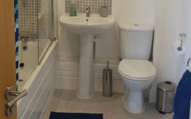 Cardiff Apt - Sleeps 6 - Castle & Stadium Nearby