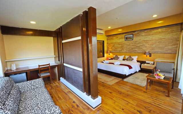 Hotel Queens Park