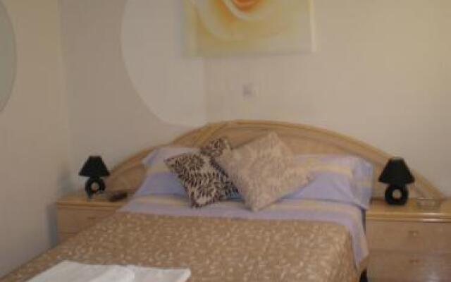 Conchita II Hostal