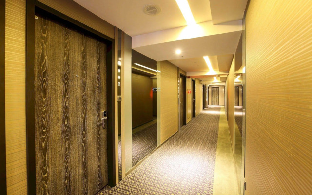 Beauty Hotels Taipei - Hotel Bnight