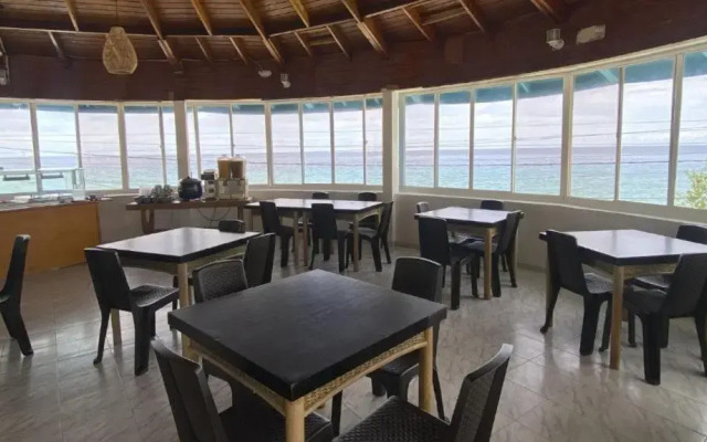 Hotel On Vacation Blue Reef