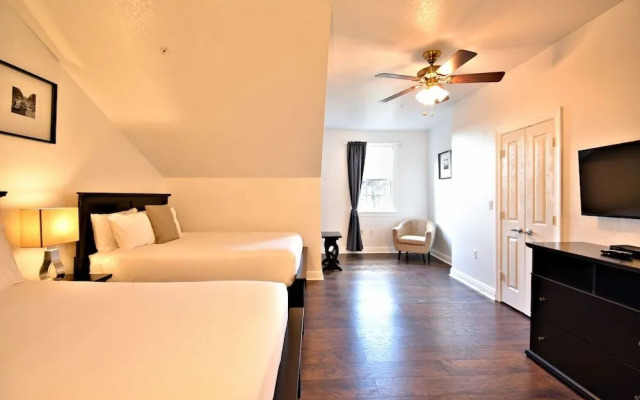 Reunion by 1791 Vacation Experience