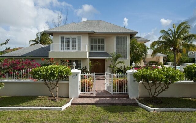 Long Island Breeze Compound 6 Bedroom Home