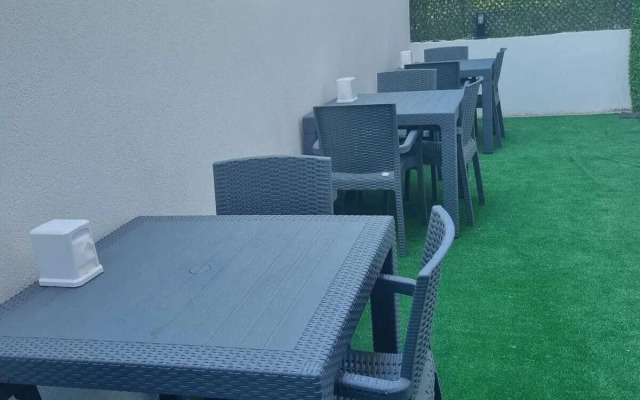 Istanbul Airport Family suites Hotel