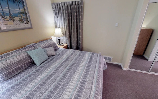 Waters Edge 203 - 1 Br Condo