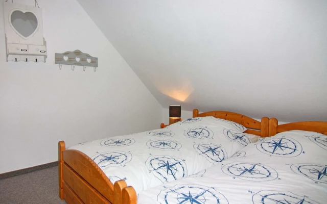 Wohnung in Wenkendorf mit Garten