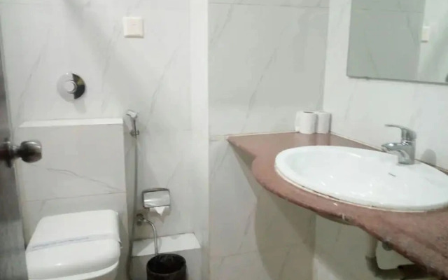 Hotel Premashram Bodhgaya