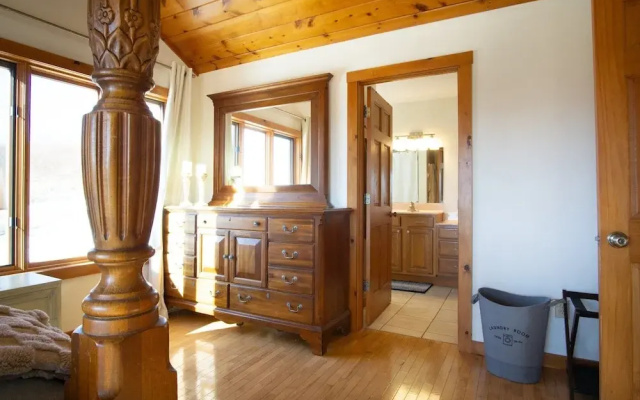 Skywalker Meadow 3 BR Home: True Retreat!