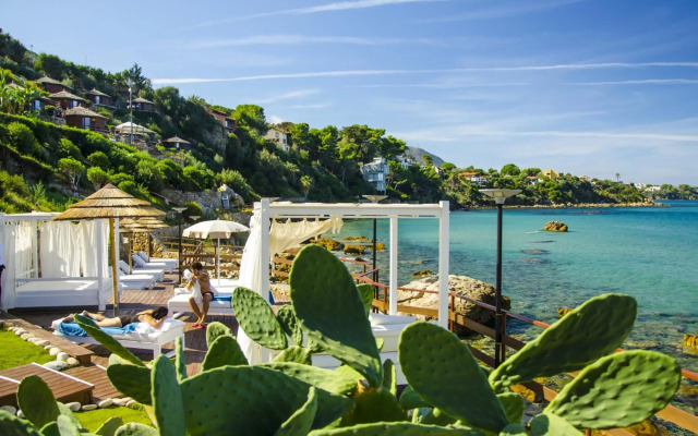 Calanica Residence Hotel